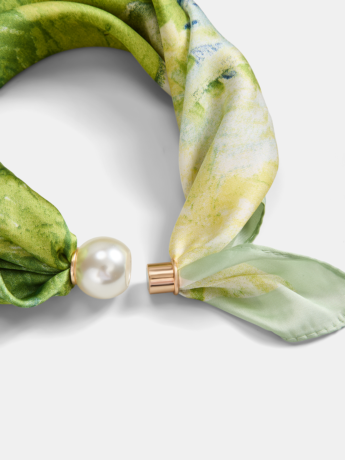 Watercolor Print Magnetic Pearl Scarf