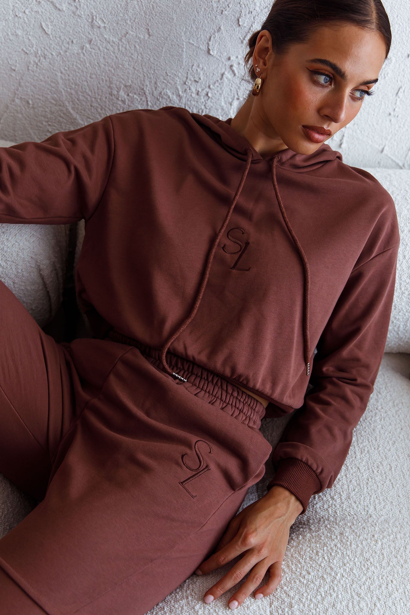 Glow Getter Elasticated Waist Embroidery Logo Jogger Pants Chocolate