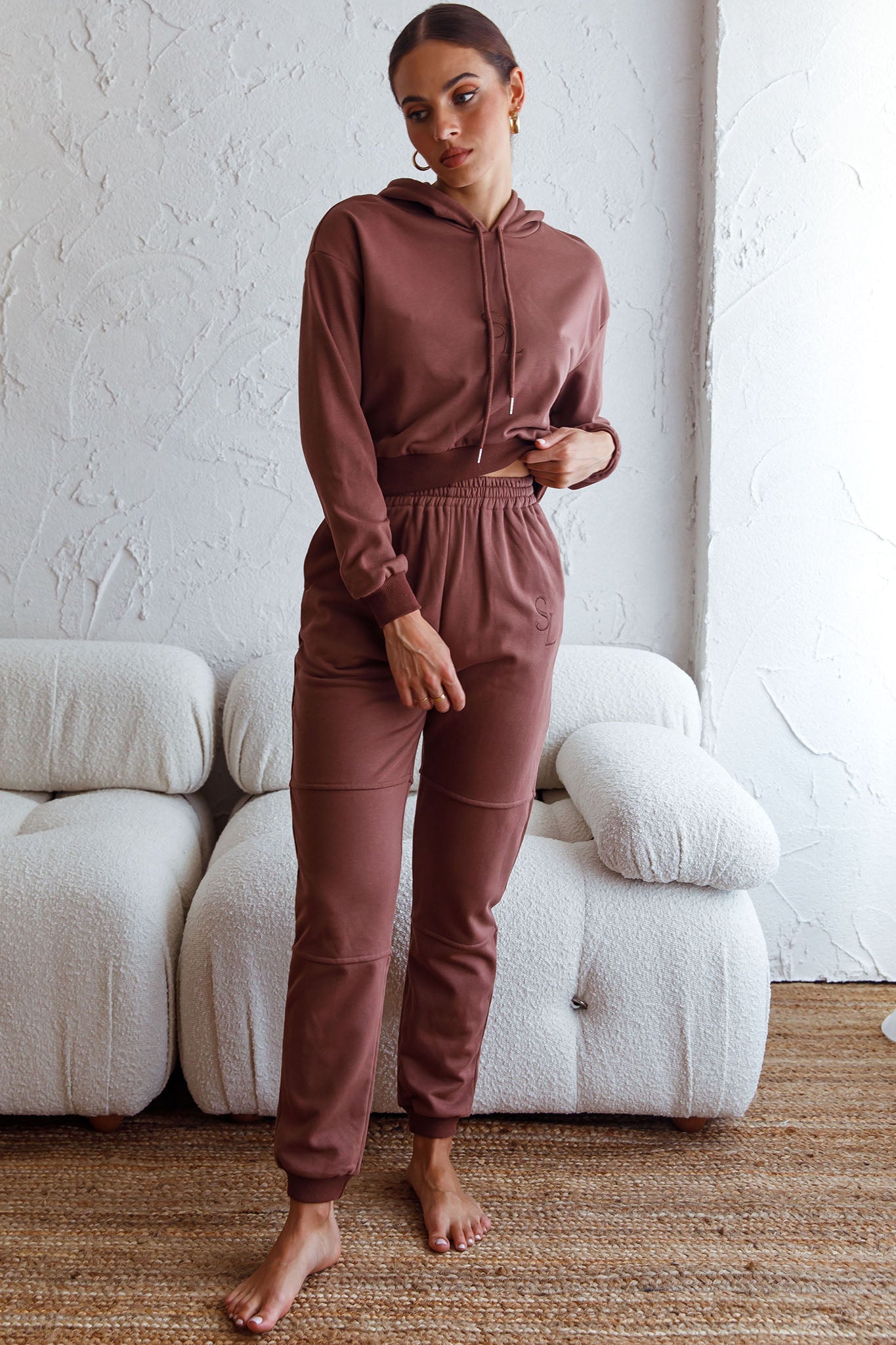 Glow Getter Elasticated Waist Embroidery Logo Jogger Pants Chocolate